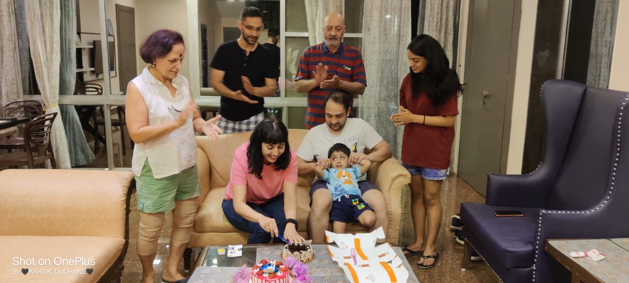 Family celebration at Meraki Hillside Villa